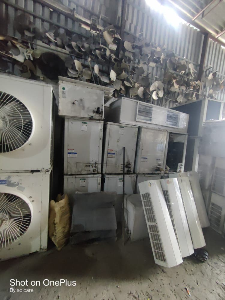 Aarohan Enterprises - HT/LT Electrical Switchgear Clearance: Safe electrical panel extraction and busbar recovery from decommissioned substation. (Photo 038)