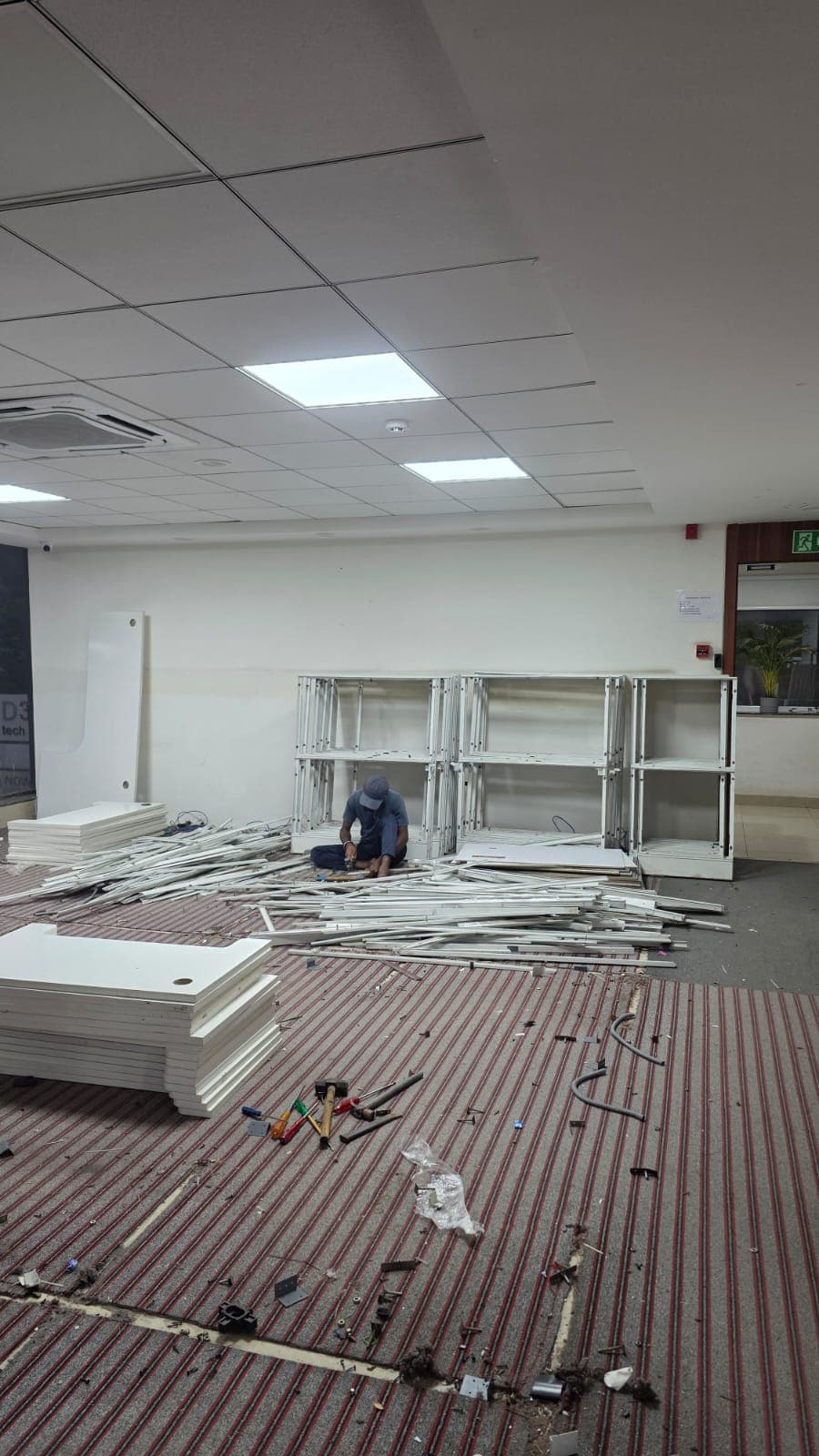 Aarohan Enterprises - Warehouse Pallet Racking Dismantling: Systematic takedown of heavy industrial slotted angle racks and warehouse storage. (Photo 128)