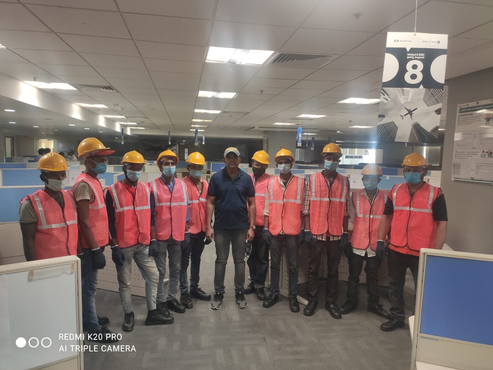 Aarohan Enterprises - Central Chiller & HVAC Plant Dismantling: Controlled refrigerant evacuation and recovery of commercial water-cooled chillers. (Photo 154)